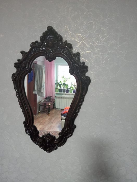 Продам Зеркало красивое