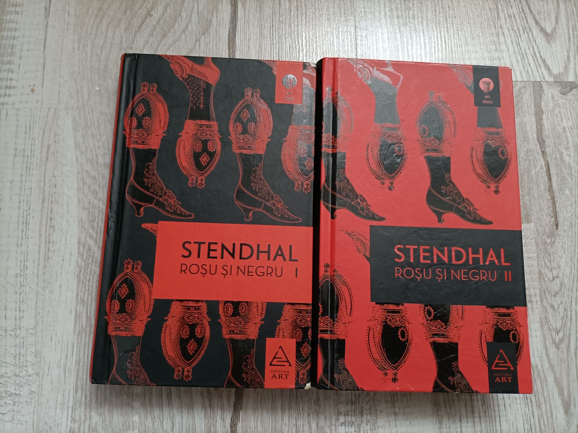 Stendhal Roșu și negru două volume