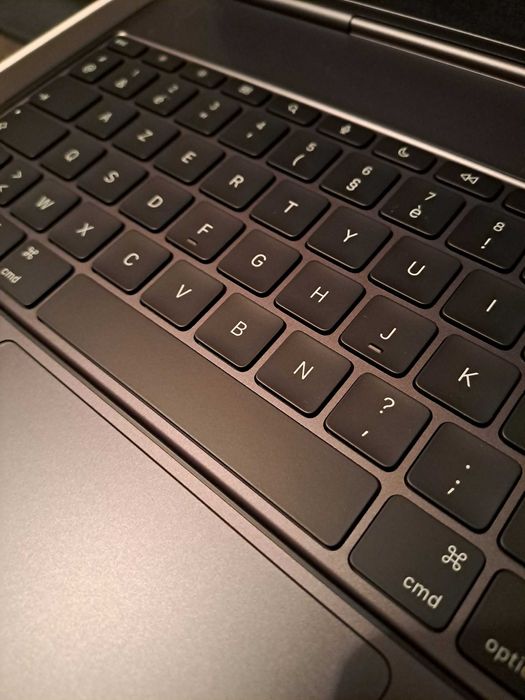 Husa cu tastatura iPad Magic Keyboard pt iPad Pro 13". Model MWR53F/A