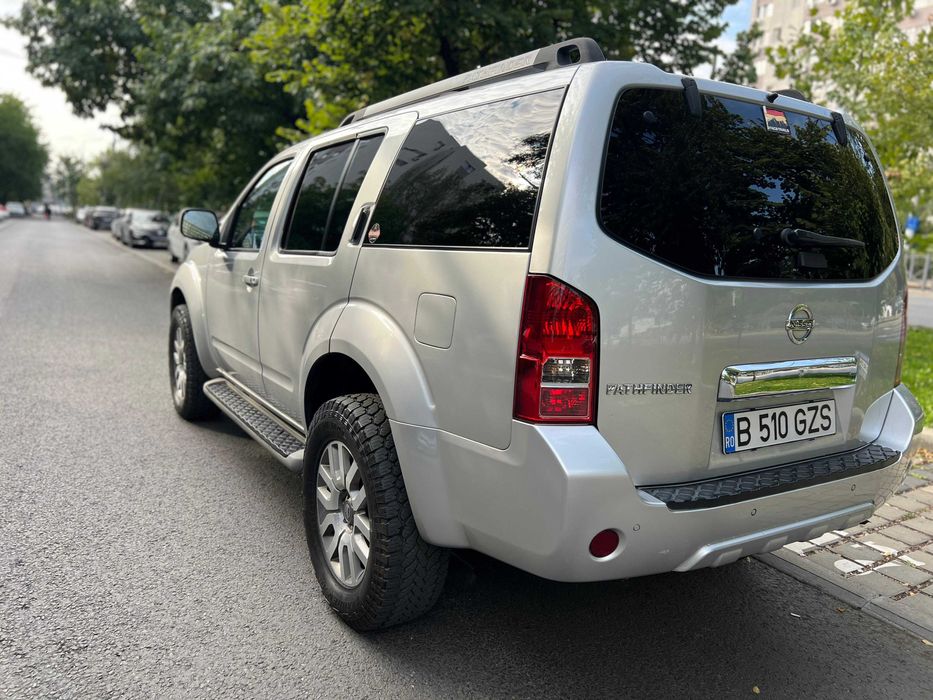 Nissan Pathfinder 2.5dci 190cp