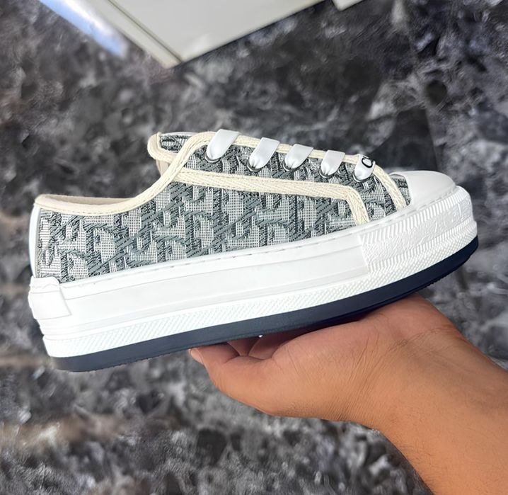 Дамски маратонки Dior Oblique (36-40) - Бежаво с Тъмно Зелено