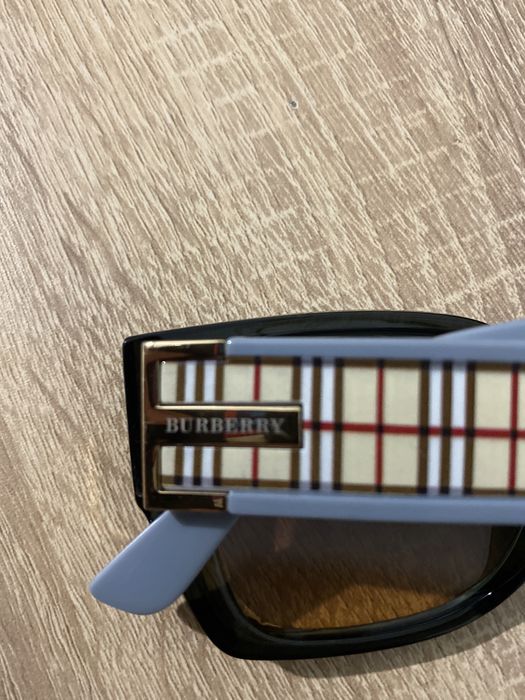 Слънчеви очила  burberry