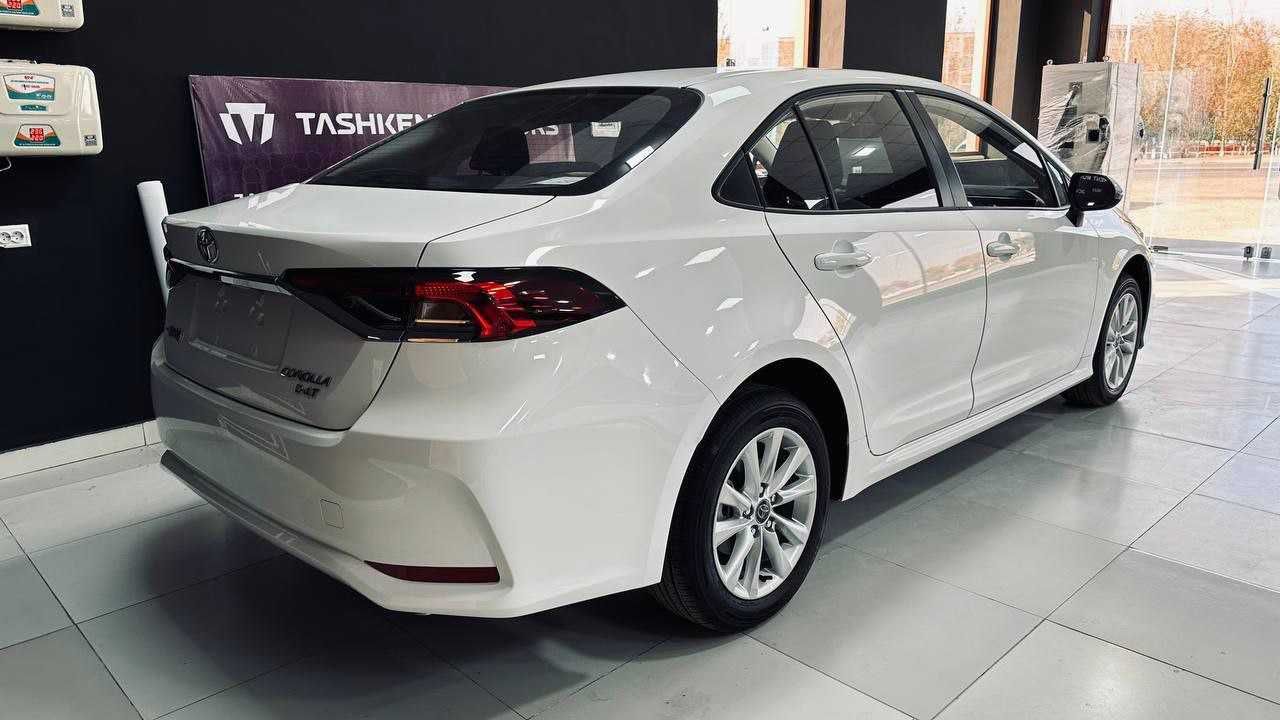 toyota corolla sedan