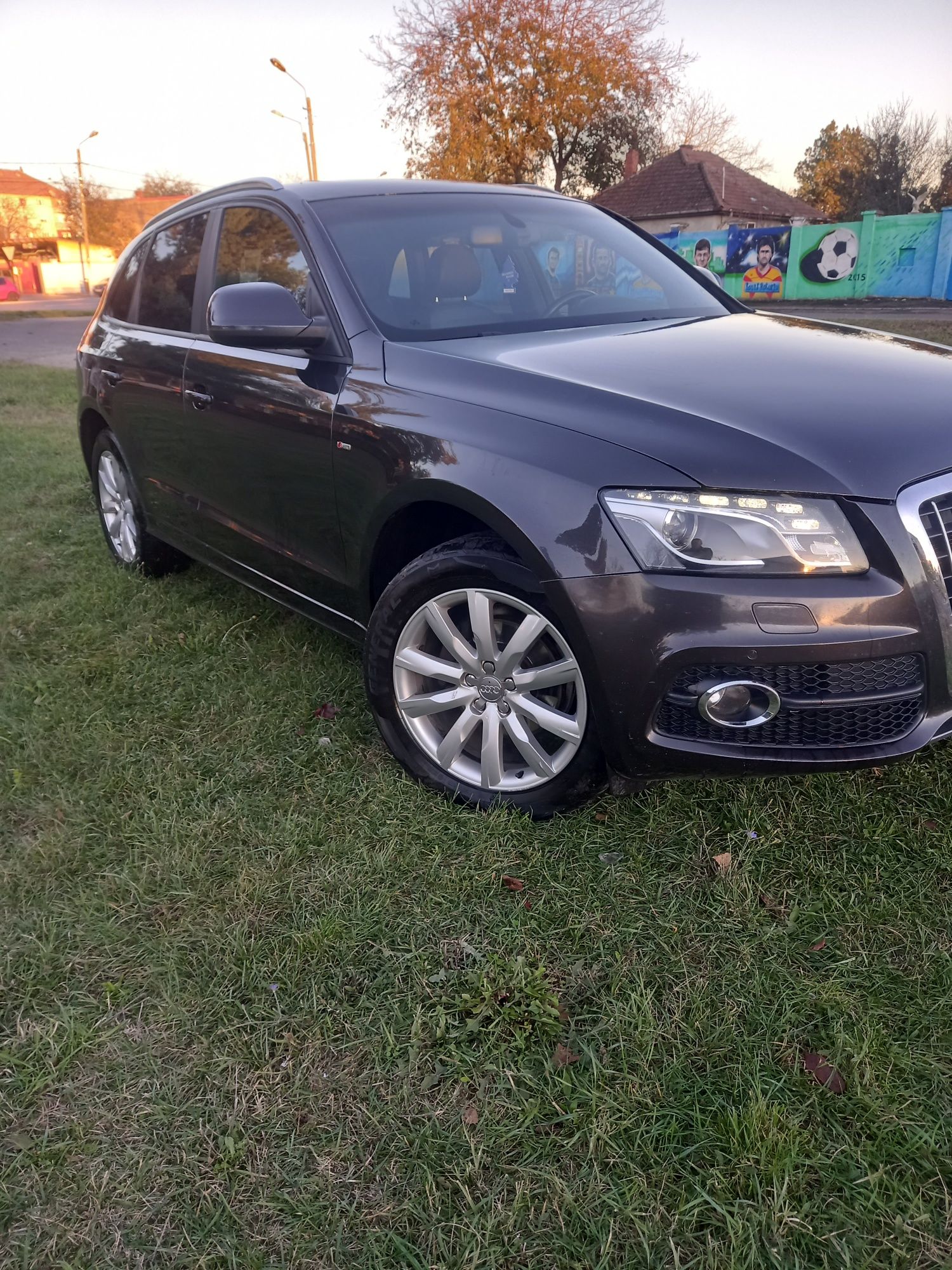 Vând Audi Q5 S line