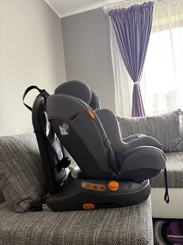 Scaun auto CHICCO Aroundu Rotativ 360 Isofix 0-18 kg - folosit