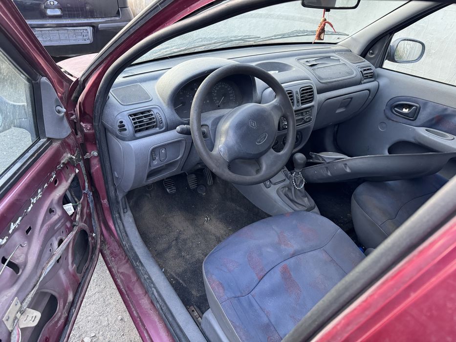 Renault Clio Simbol 1.4i 75кс На Части