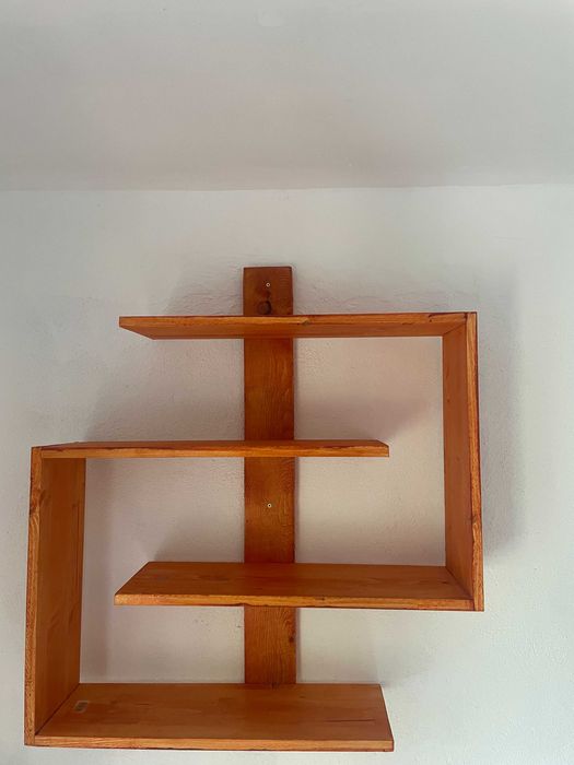 Raft perete handmade din lemn masiv,design modern,culoare la alegere