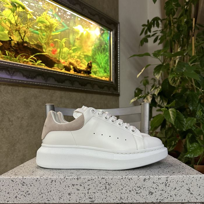 Alexander McQueen( nu jordan nu yeezy)