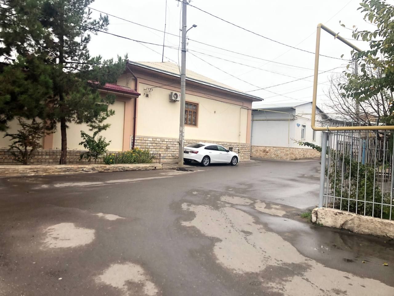 Ko'kchada xovli sotiladi 4 sotix uglavoyda