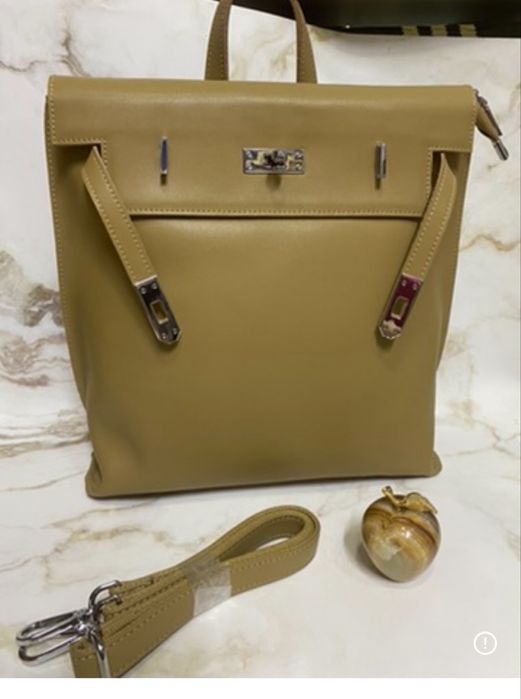 Продам кожанный рюкзак