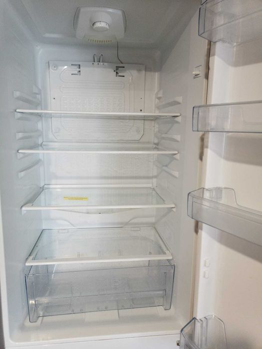 Frigider cu congelator BEKO