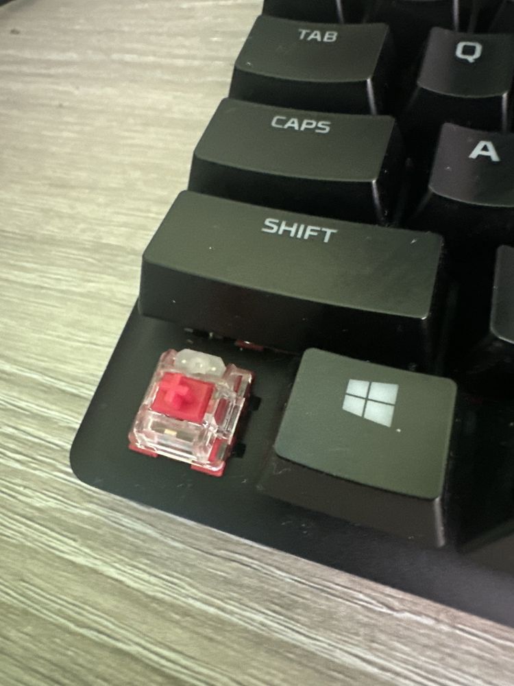 HyperX Alloy Origins Core, червени суичове