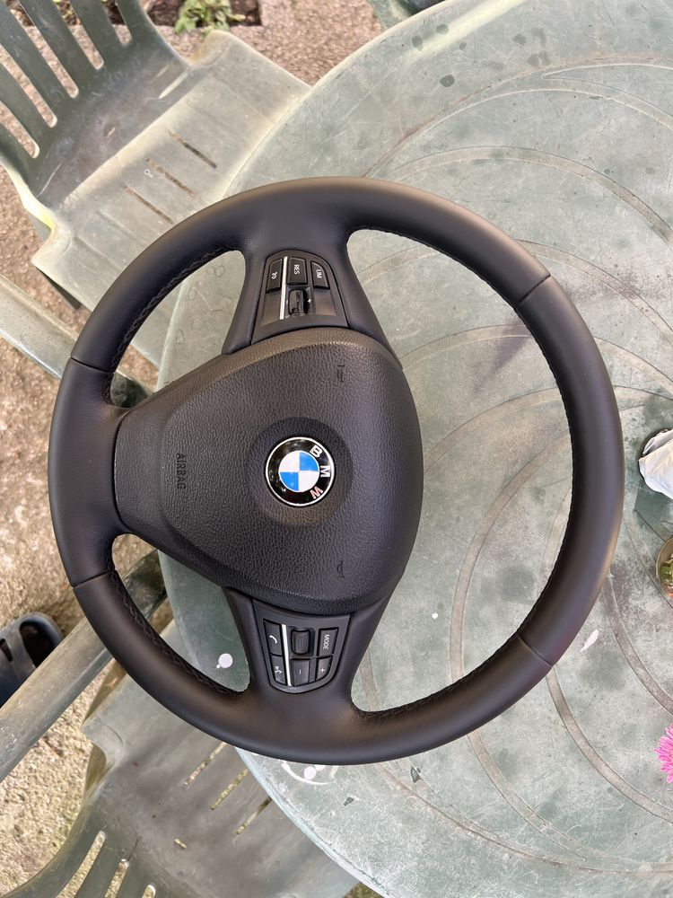 Волан BMW Х5 F15.Х6 F16 ВИБРАЦИЯ с Аербег/Airbag