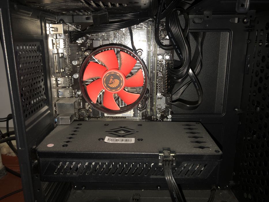 Продается игровой ПК! Собирал для себя, но нет времени из-за работы!