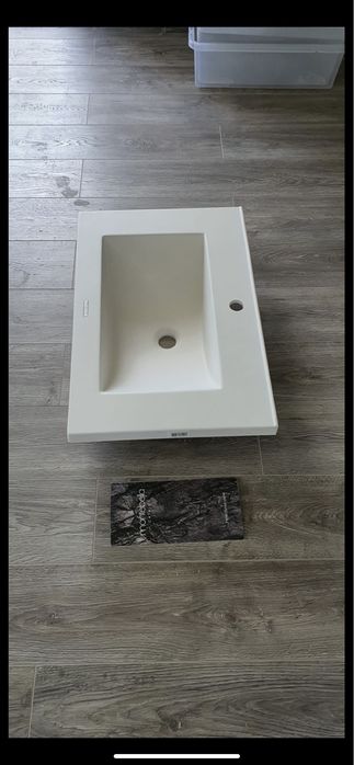 Vand chiuveta din granit