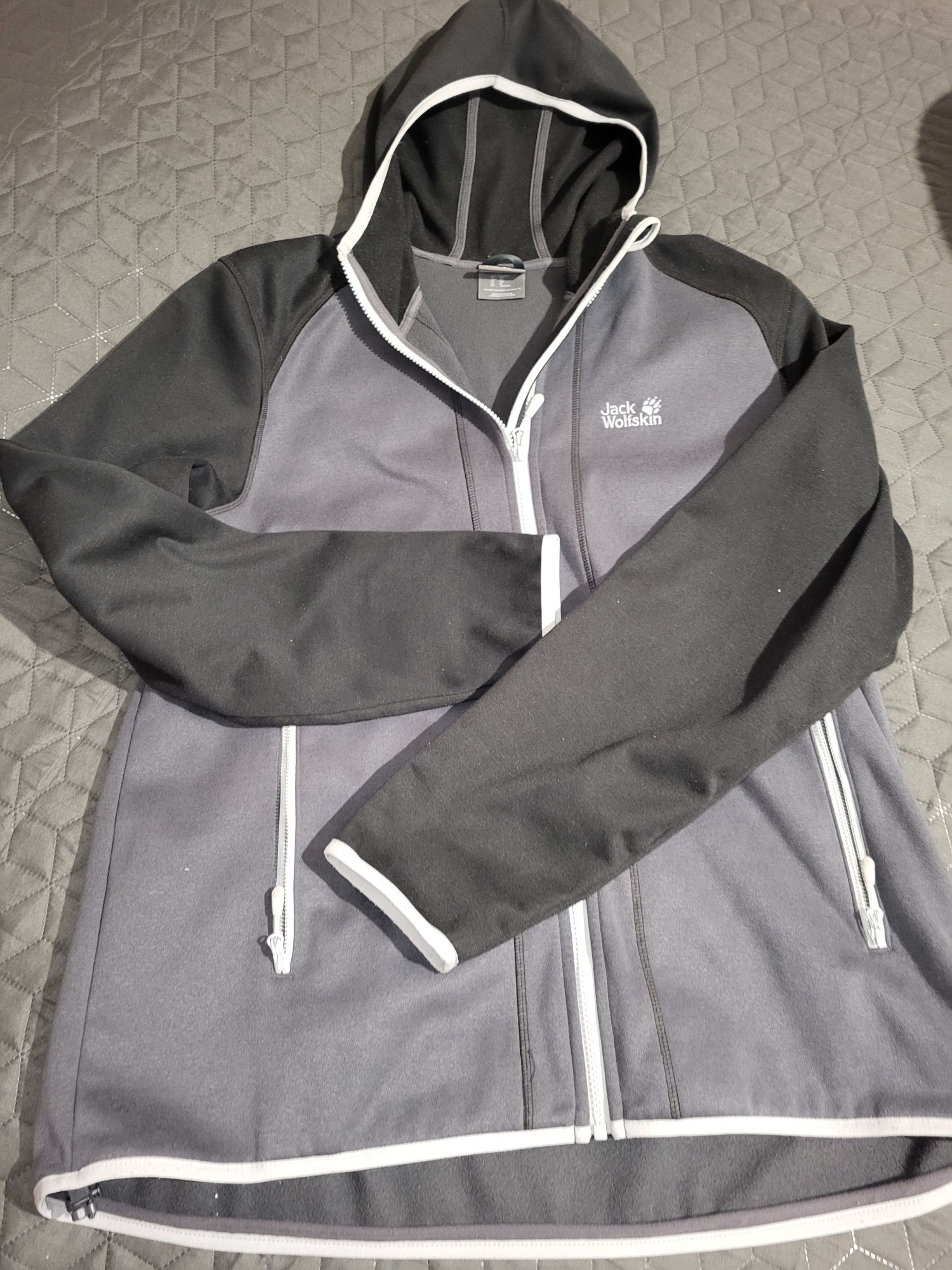 Нов Мъжки Анурак jack wolfskin xl