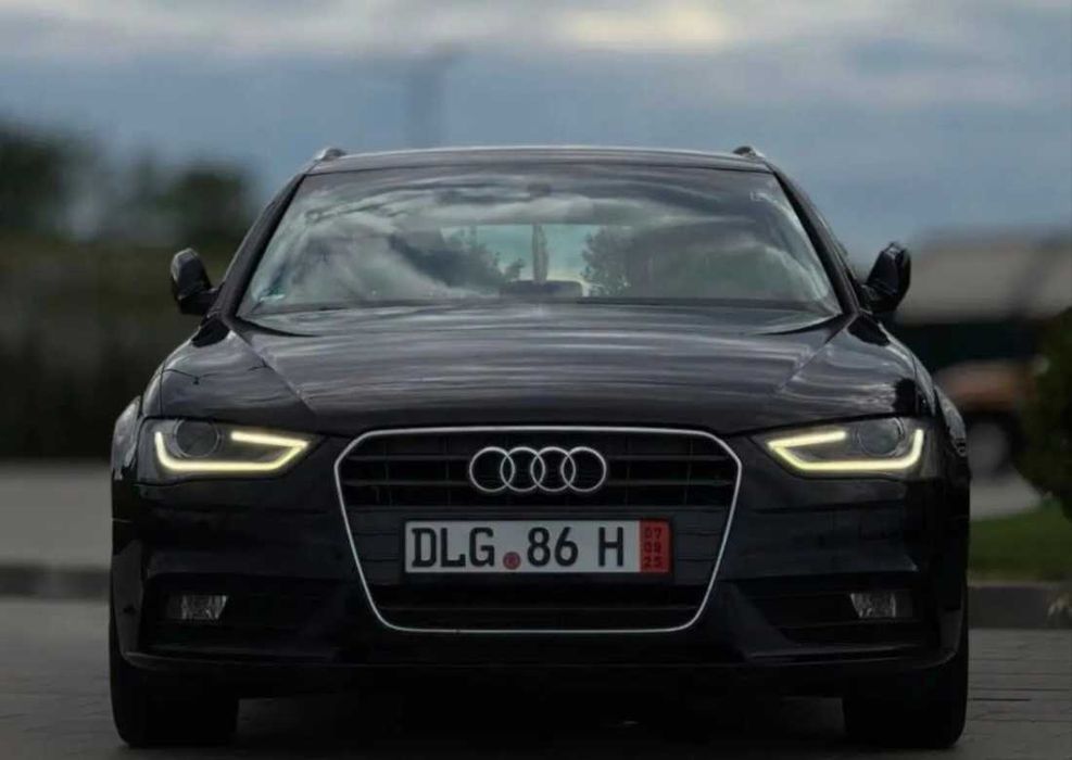 Vand sau schimb Audi A4