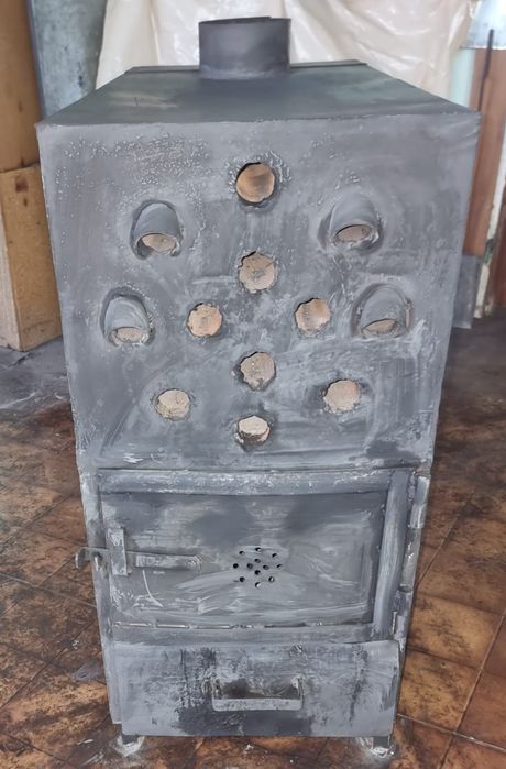 Печка на дърва и въглища за големи помещения