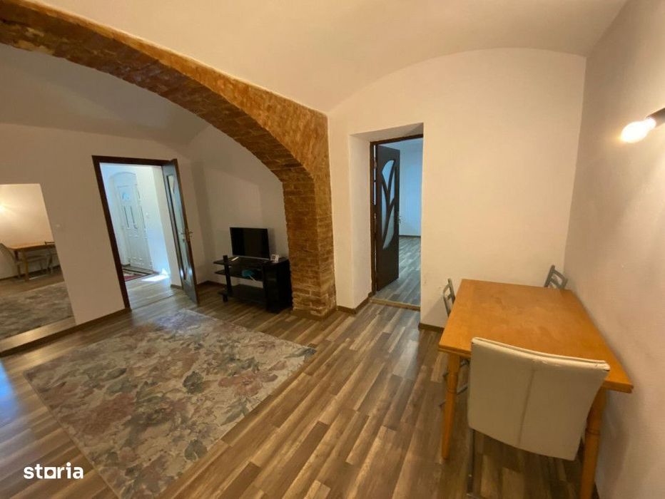 Apartament 2 camere semidecomandate la casa, Parcul Sub Arini