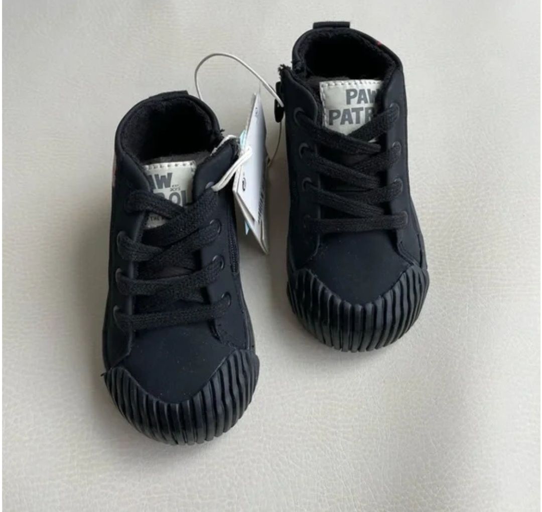 Zara adidași baby 22 NOI