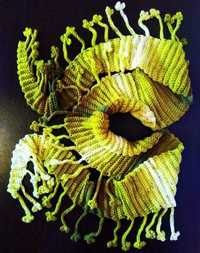 Дамски шал ръчно плетен