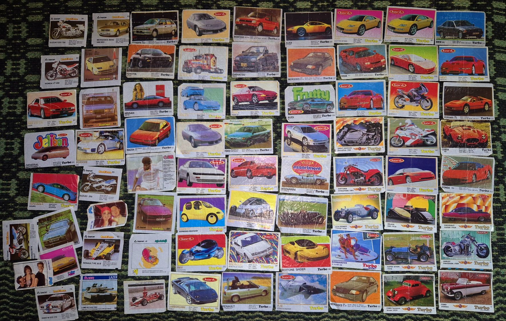 Lot 75 de surprize vechi perioada comunista Turbo..