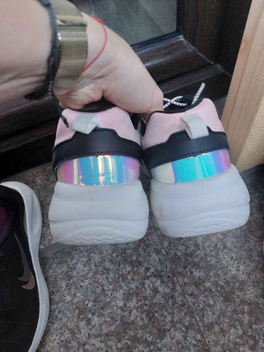 Sneakers/ Adidasi Reserved, marimea 36