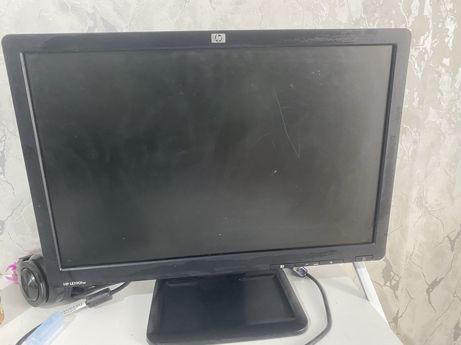 Продам монитор HP недорого