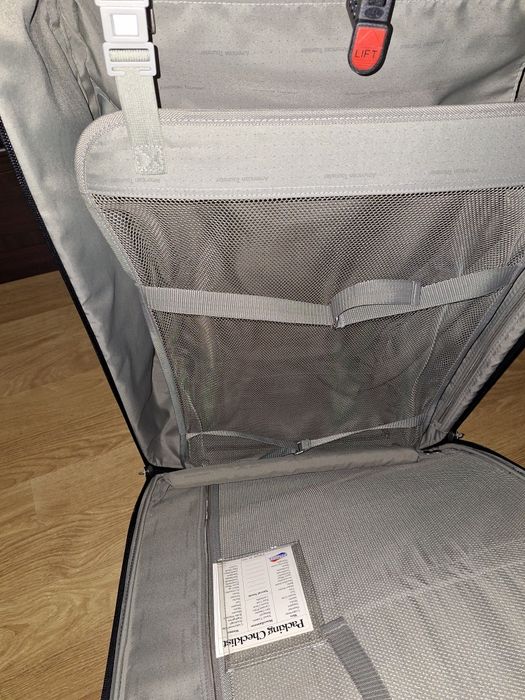 Troler AMERICAN Tourister