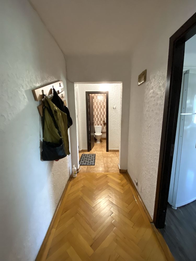 Apartament 4 camere decomandat Lapus