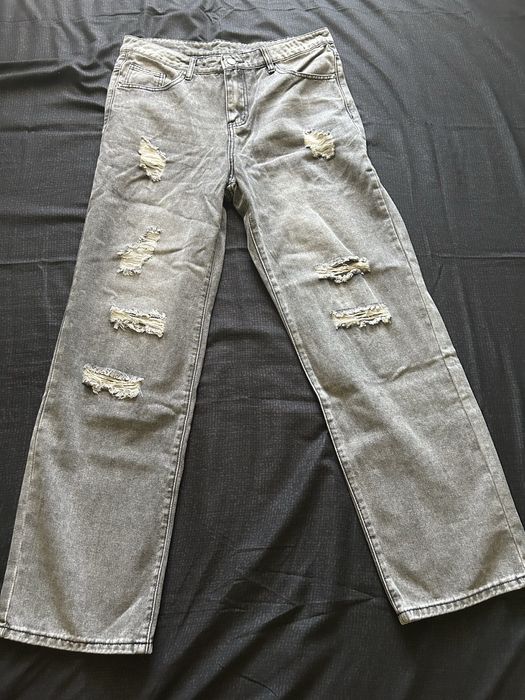 Vand blugi baggy cu franjuri! Nepurtati