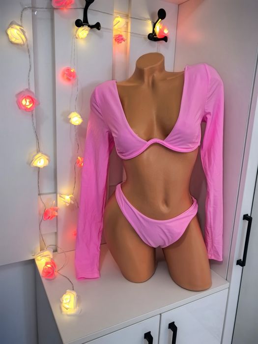 Costum de baie nou mărimea M