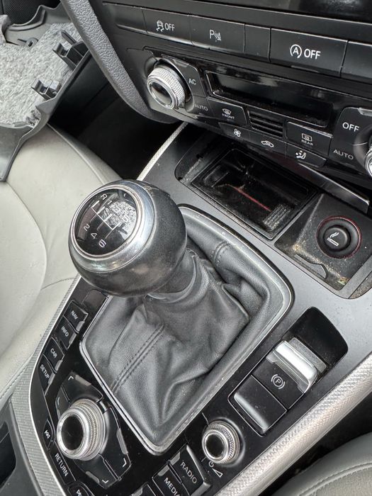 Оригинална топка за скоростен лост Audi A4 b8 b8.5