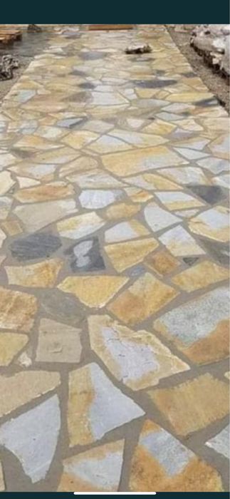 Piatra naturală pavat placat