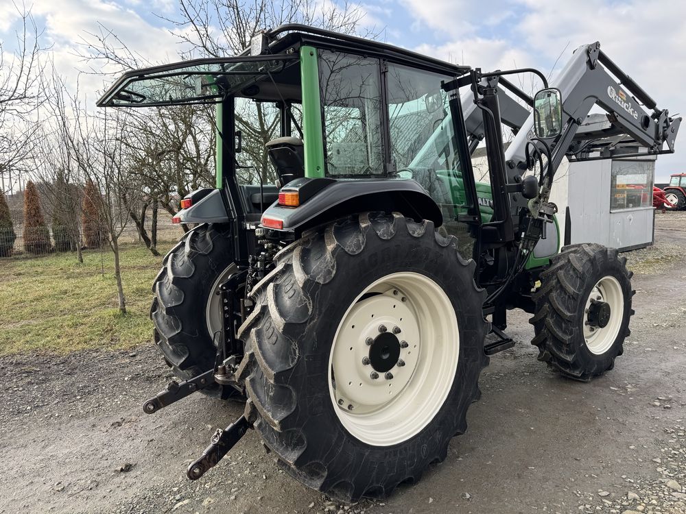Tractor Valtra A95 Cu Încarcator Frontal