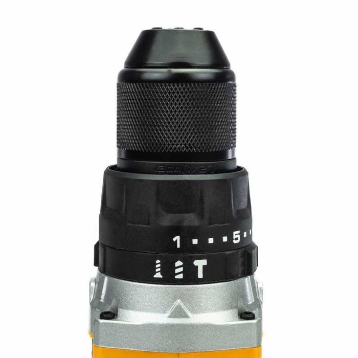 Безчетков акумулаторен ударно-пробивен винтовер 18V 65Nm JCB