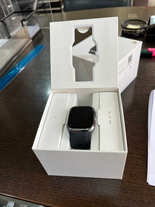 Huawei Watch D2 - Чисто нов
