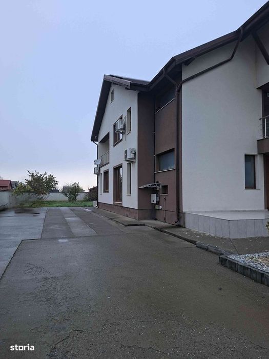 Casă Craiova (zona Ford)