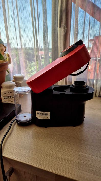 Espressor Vertuo Pop Spicy Rosu