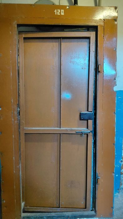 Дверь металлическая