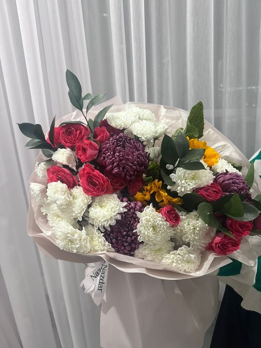 Цветы продам за 15