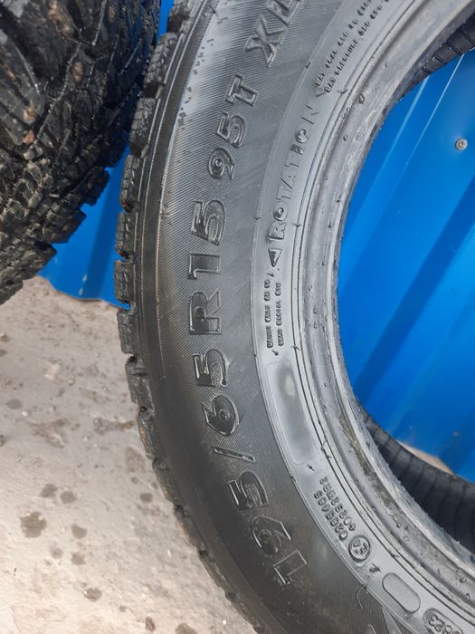 Резина зимняя на 15 nokian Почти как новые