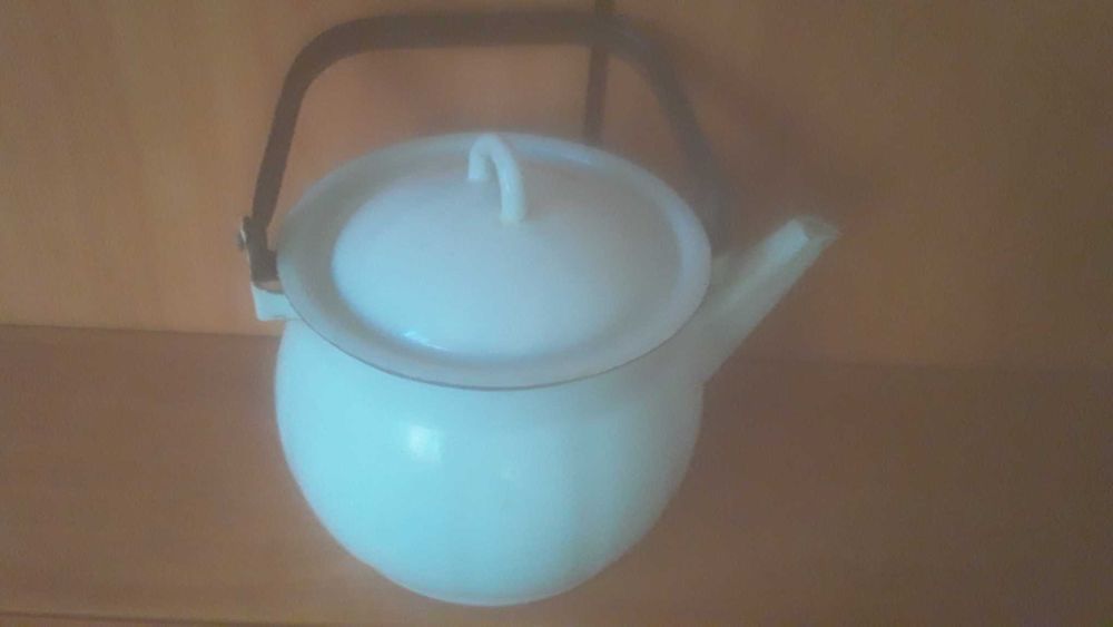 Кастрюля, сковородка, чайник.