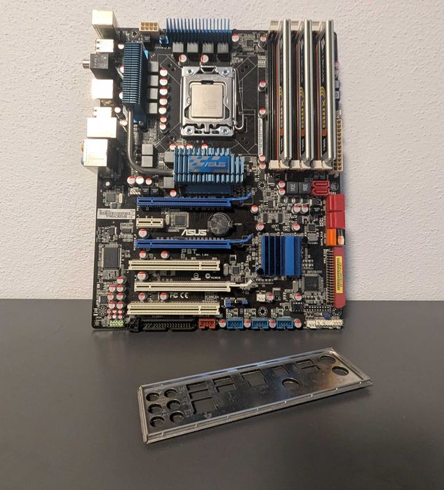 Pachet componente PC – Asus P6T + Intel i7 920 + 6GB DDR3 Corsair