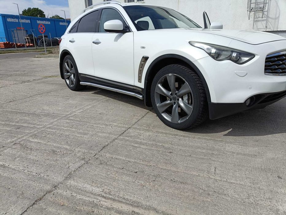 Infiniti FX 30 Nissan