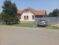 Vrei liniste - vand casa la tara cu 2 terenuri