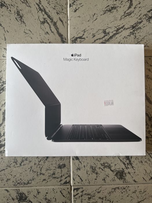 iPad Pro 13 Magic Keyboard