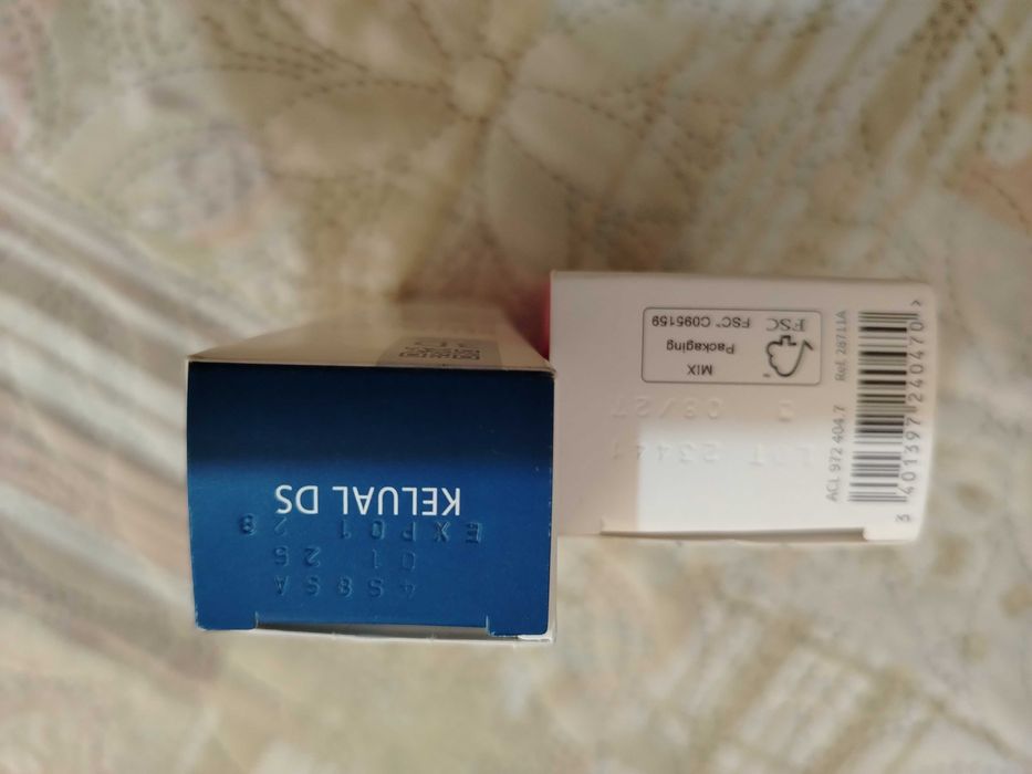 Кремове Биодерма сенсибио и Дюкре себорея