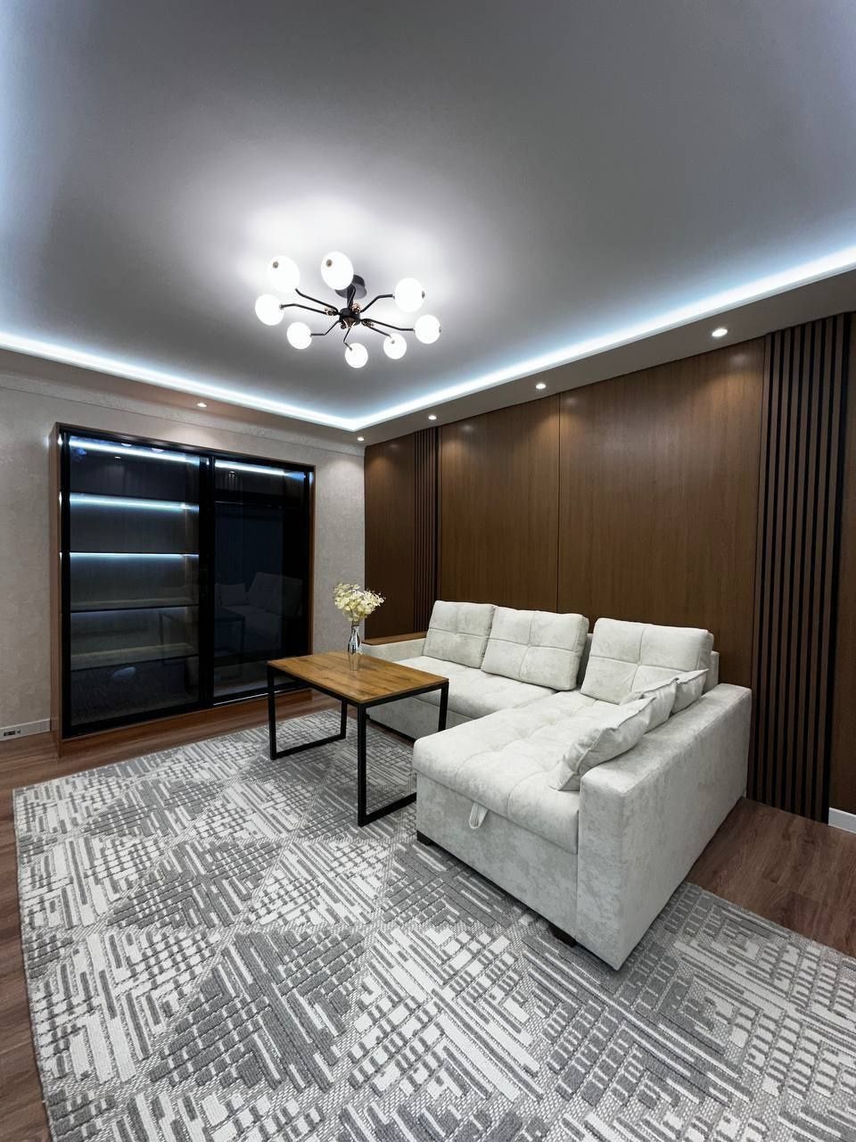 Срочно прод-ся 1в2 ком кв-ра на ул. Яккачинар, ор-р: 110 школа, 33 м²