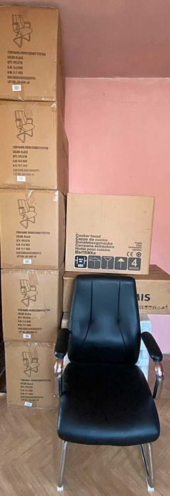 6 Scaune NOI, in cutie, Kring Sidney, piele ecologica neagra